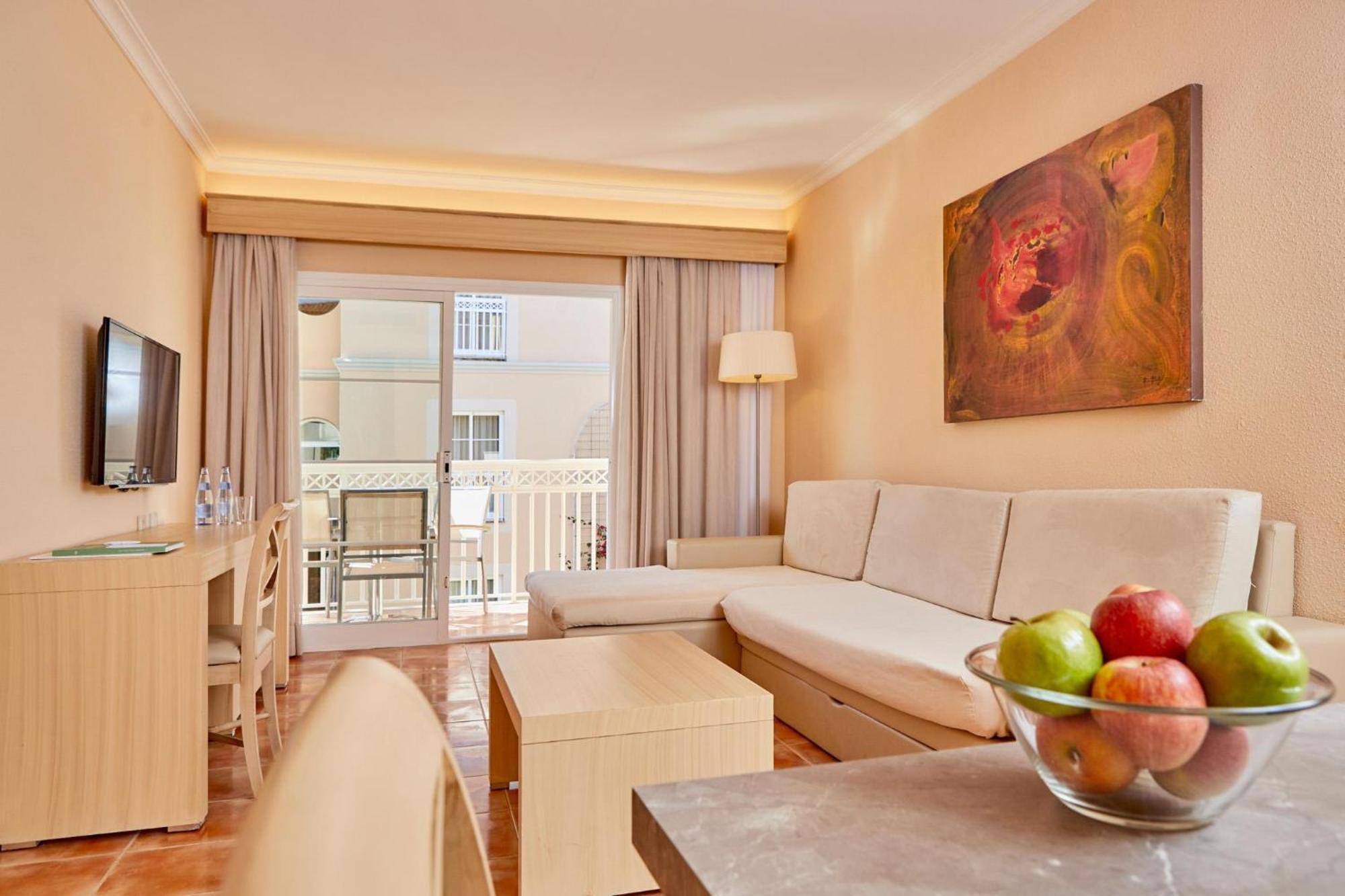 Aparthotel Zafiro Picafort 4*