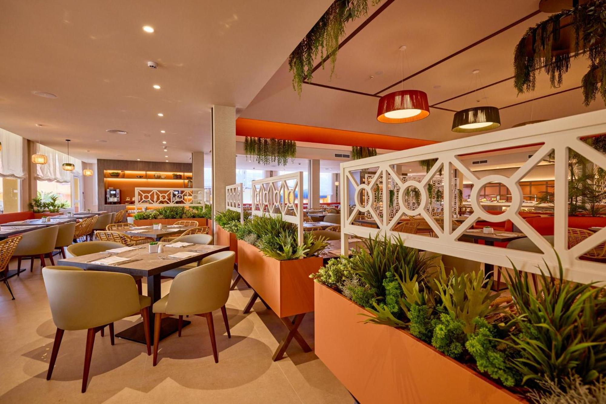 Zafiro Picafort Aparthotel