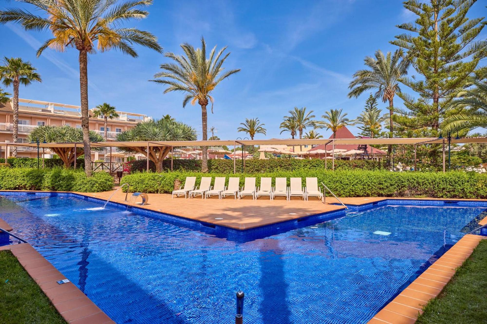 Zafiro Picafort Aparthotel
