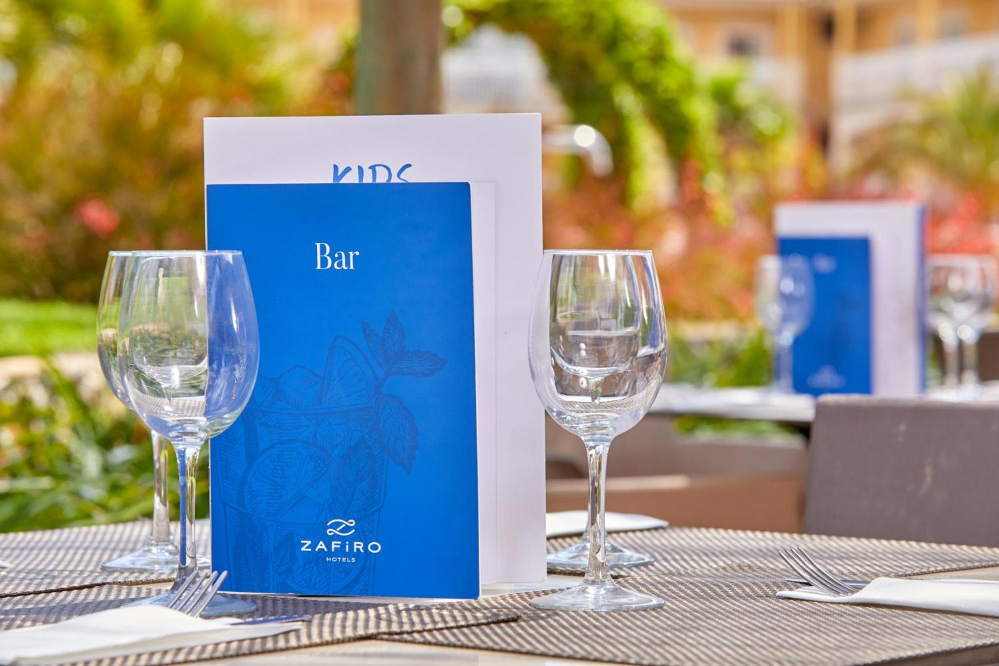 Aparthotel Zafiro Picafort 4*