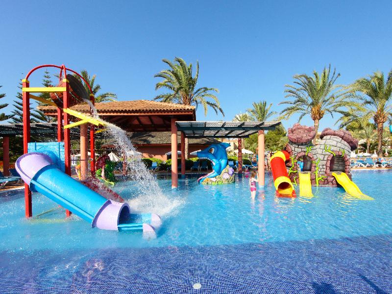 Zafiro Picafort Aparthotel