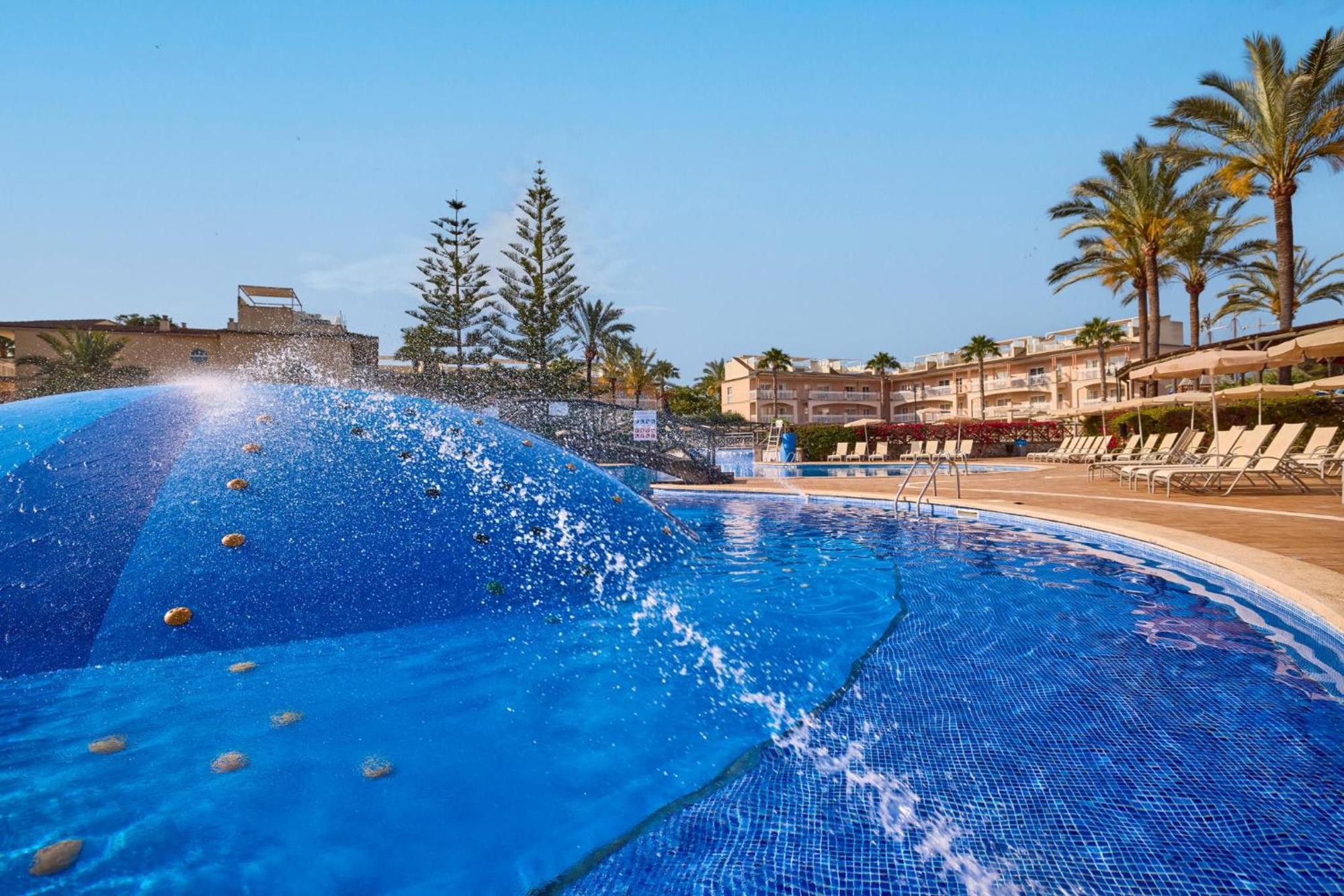 Appart hôtel Zafiro Picafort 4*